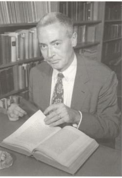 Paul Lachlan MacKendrick
